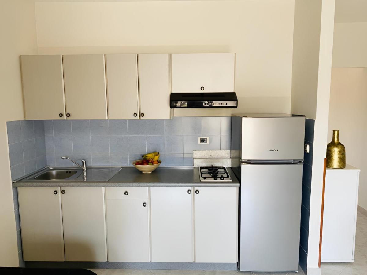 Apartmani Ana Borovac Фунтана Екстер'єр фото