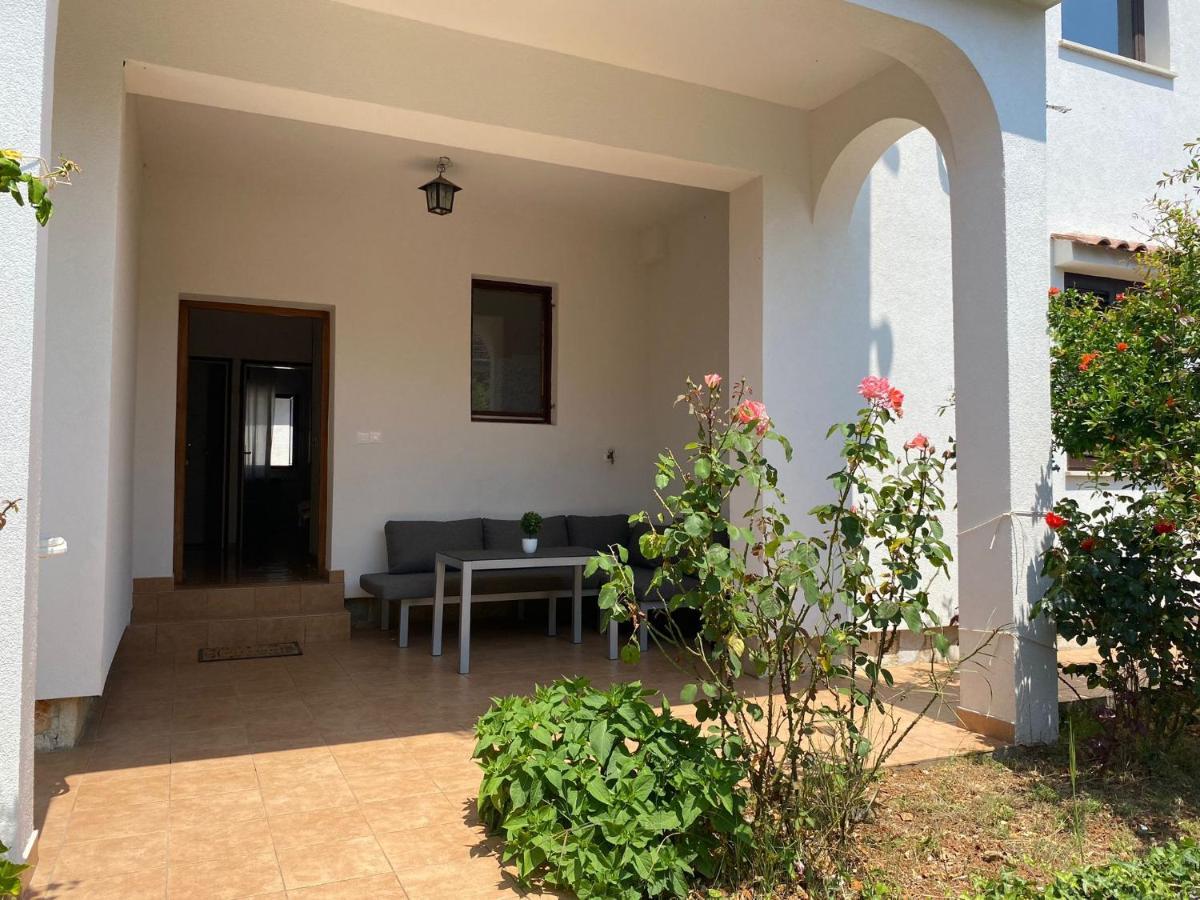 Apartmani Ana Borovac Фунтана Екстер'єр фото
